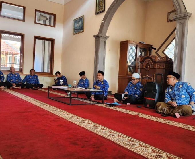 Hijrah Bukan Sekadar Berubah, MAN 1 Kabupaten Bandung Ajak Siswa Jadi Pribadi Lebih Baik Melalui Khataman Qur'an dan Tausiyah