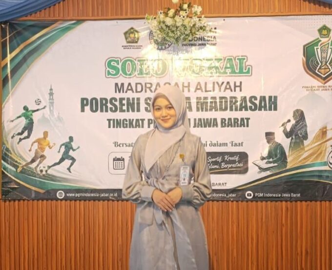 Dari Latihan ke Panggung Jawa Barat: Ayunita Bawa MAN 1 Kabupaten Bandung Raih Juara 1 Solo Vokal